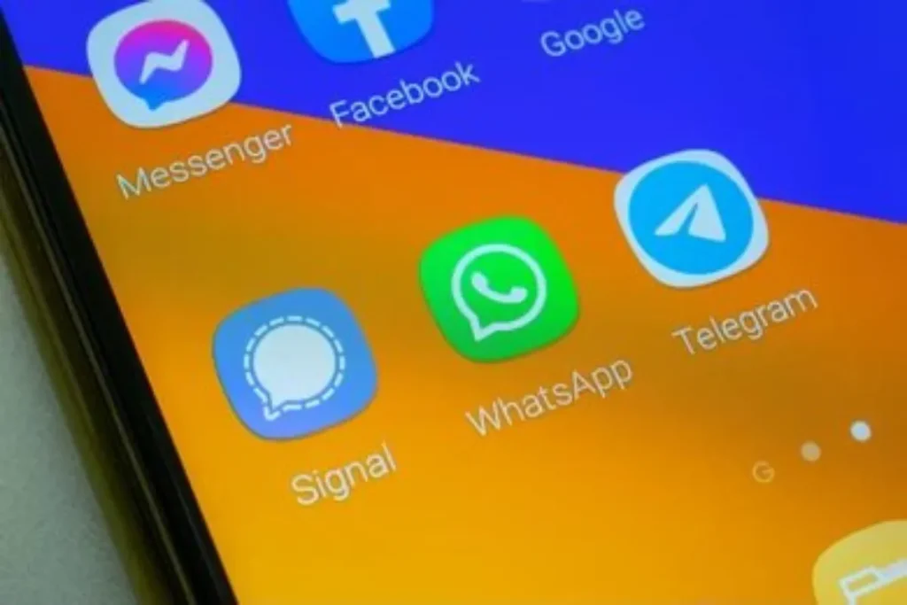 Messaging Apps on Android or Desktop